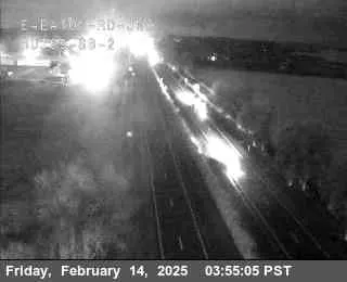 Live view of Hwy 99 at E Eaton Rd 2 Hwy 99 at E Eaton Rd 2, California live camera view on VolveVision