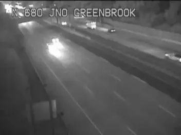 Vista en directo de I-680 en Vivo – Greenbrook Vista en vivo de I-680 en Vivo – Greenbrook, California en VolveVision