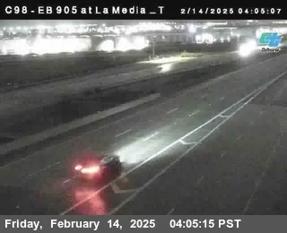 Live view of (C 098) EB 905 : La Media T (C 098) EB 905 : La Media T, California live camera view on VolveVision
