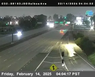 Vista en vivo de SR-163: Justo al sur de Balboa Avenue, California en VolveVision