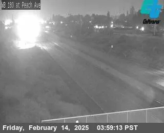 Vista en directo de FRE-180-AT AVENIDA DURAZNO Vista en vivo de FRE-180-AT AVENIDA DURAZNO, California en VolveVision