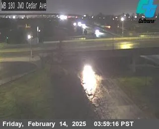 Vista en directo de FRE-180-JWO AVE CEDRO Vista en vivo de FRE-180-JWO AVE CEDRO, California en VolveVision