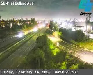 Vista en directo de FRE-41-AT BULLARD AVE Vista en vivo de FRE-41-AT BULLARD AVE, California en VolveVision