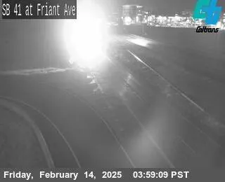 Vista en directo de FRE-41-AT FRIANT RD Vista en vivo de FRE-41-AT FRIANT RD, California en VolveVision