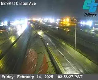 Vista en directo de FRE-99-AT CLINTON AVE Vista en vivo de FRE-99-AT CLINTON AVE, California en VolveVision