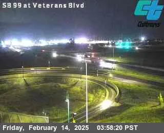 Vista en directo de CA-99 en Vivo en Veterans Blvd Vista en vivo de CA-99 en Vivo en Veterans Blvd, California en VolveVision