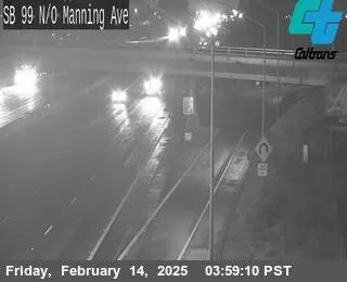Vista en directo de FRE-99-N/O MANNING AVE Vista en vivo de FRE-99-N/O MANNING AVE, California en VolveVision