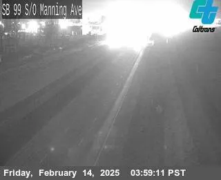 Vista en directo de FRE-99-S/O MANNING AVE Vista en vivo de FRE-99-S/O MANNING AVE, California en VolveVision