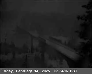 Vista en directo de Hwy 267 en el Desvío de Truckee Vista en vivo de Hwy 267 en el Desvío de Truckee, California en VolveVision