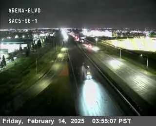 Vista en directo de Hwy 5 en Arena Blvd 1 Vista en vivo de Hwy 5 en Arena Blvd 1, California en VolveVision