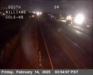 Vista en directo de Hwy 5 en Williams NB Vista en vivo de Hwy 5 en Williams NB, California en VolveVision