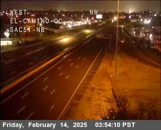 Vista en vivo de Hwy 51 en El Camino Ave, California en VolveVision