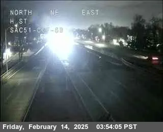 Vista en directo de Hwy 51 en H St Vista en vivo de Hwy 51 en H St, California en VolveVision