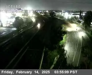 Vista en directo de Autovía 51 en la autovía 160 3 Vista en vivo de Autovía 51 en la autovía 160 3, California en VolveVision