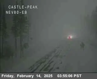 Vista en vivo de Hwy 80 en Castle Peak, California en VolveVision
