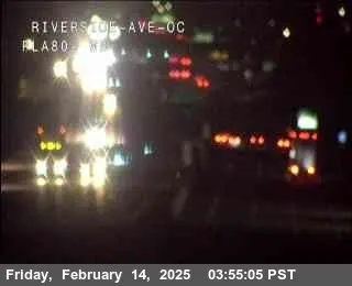 Vista en directo de Hwy 80 en Riverside Vista en vivo de Hwy 80 en Riverside, California en VolveVision
