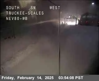 Vista en directo de Hwy 80 en las Balanza de Truckee Vista en vivo de Hwy 80 en las Balanza de Truckee, California en VolveVision