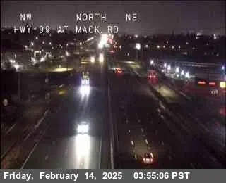 Vista en directo de Hwy 99 en Mack Vista en vivo de Hwy 99 en Mack, California en VolveVision