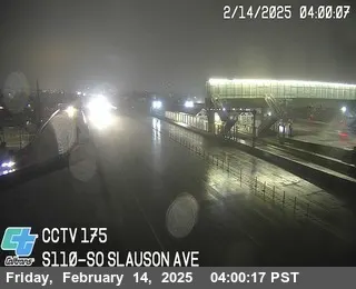 Vista en directo de I-110 : (175) SO SLAUSON AVE Vista en vivo de I-110 : (175) SO SLAUSON AVE, California en VolveVision