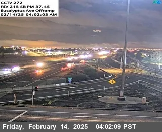 Vista en vivo de I-215 : (272) Avenida Eucalipto, California en VolveVision