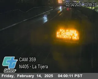Live view of I-405 : (359) La Tijera I-405 : (359) La Tijera, California live camera view on VolveVision