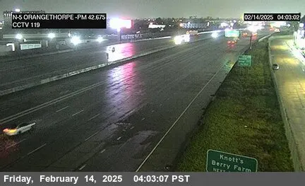 Vista en directo de I-5 : (119) Norte de Orangethorpe Boulevard Vista en vivo de I-5 : (119) Norte de Orangethorpe Boulevard, California en VolveVision