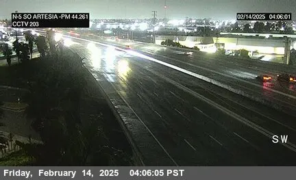 Live view of I-5 : (203) South of Artesia Boulevard I-5 : (203) South of Artesia Boulevard, California live camera view on VolveVision