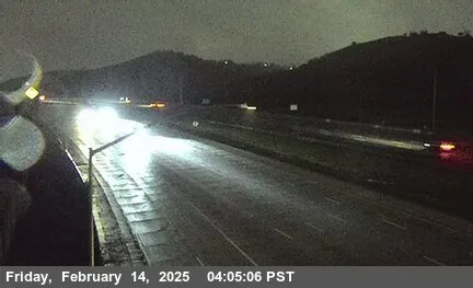 Прямой эфир: I-5 : (235) SR73 Онлайн-камера I-5 : (235) SR73, Калифорния на VolveVision