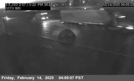 Vista en directo de I-5 : (905) SB I-5 JSO SR-57/SR-22 Vista en vivo de I-5 : (905) SB I-5 JSO SR-57/SR-22, California en VolveVision