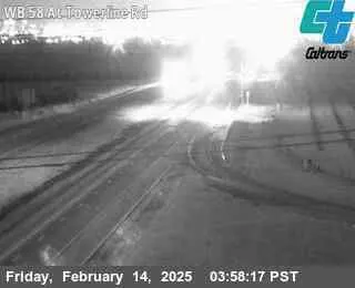Vista en directo de KER-58-AT TOWERLINE RD Vista en vivo de KER-58-AT TOWERLINE RD, California en VolveVision