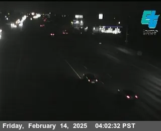 Онлайн-камера NB I-5 Южнее SR120, Калифорния на VolveVision