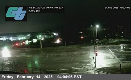 Vista en vivo de SR-241: 80 metros al sur de Alton Parkway Overcross, California en VolveVision