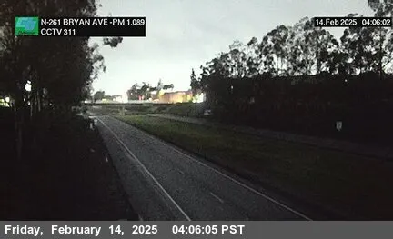 SR-261 : 100 Meters South of Bryan Avenue Overcross, California live camera view on VolveVision