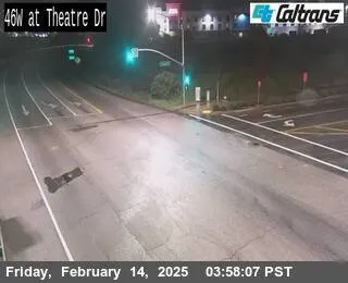 Vista en directo de SR-46 Oeste : Teatro Drive Vista en vivo de SR-46 Oeste : Teatro Drive, California en VolveVision