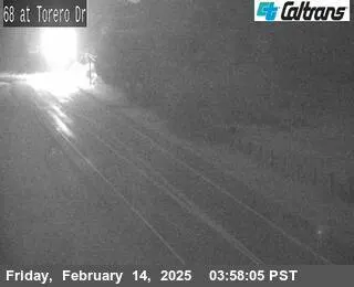 Vista en directo de SR-68 : Torero Drive Vista en vivo de SR-68 : Torero Drive, California en VolveVision
