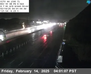 Vista en directo de SR-91 : (44) 0.7 Millas al Oeste de Green River Vista en vivo de SR-91 : (44) 0.7 Millas al Oeste de Green River, California en VolveVision