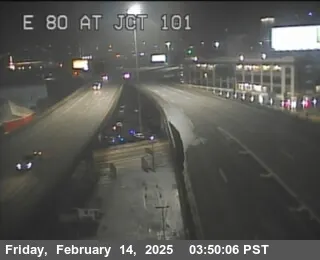 Vista en directo de TV304 -- I-80 : US-101 Vista en vivo de TV304 -- I-80 : US-101, California en VolveVision