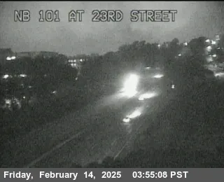 Vista en vivo de TV313 -- US-101 : En la 23ª St, California en VolveVision
