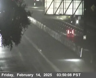 Vista en vivo de TV433 -- US-101: Al norte de Willow Road, California en VolveVision
