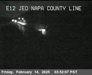Vista en vivo de TV485 -- SR-12: Este de la Línea del Condado de Napa, California en VolveVision