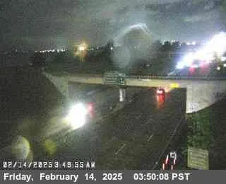 Vista en directo de TV516 -- I-80 : Oeste de Ashby Avenue Vista en vivo de TV516 -- I-80 : Oeste de Ashby Avenue, California en VolveVision