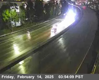 Vista en vivo de TVA43 -- I-580 : Grand Lakeshore, California en VolveVision