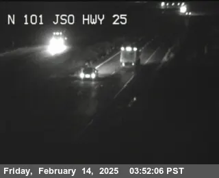 Vista en directo de TVB62 -- US-101 : Sur de SR-25 Vista en vivo de TVB62 -- US-101 : Sur de SR-25, California en VolveVision