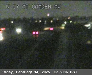 Vista en vivo de TVC04 -- SR-17 : Av. Camden, California en VolveVision