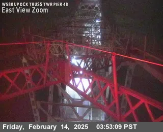 Vista en vivo de TVR03 -- I-580 : Torre de celosía del tramo superior Muelle 48, California en VolveVision