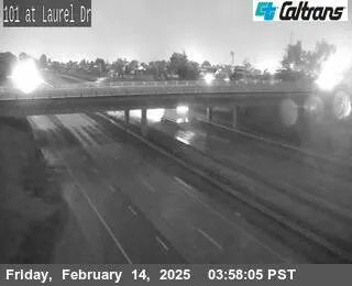 Vista en directo de US-101 : Laurel Drive Vista en vivo de US-101 : Laurel Drive, California en VolveVision