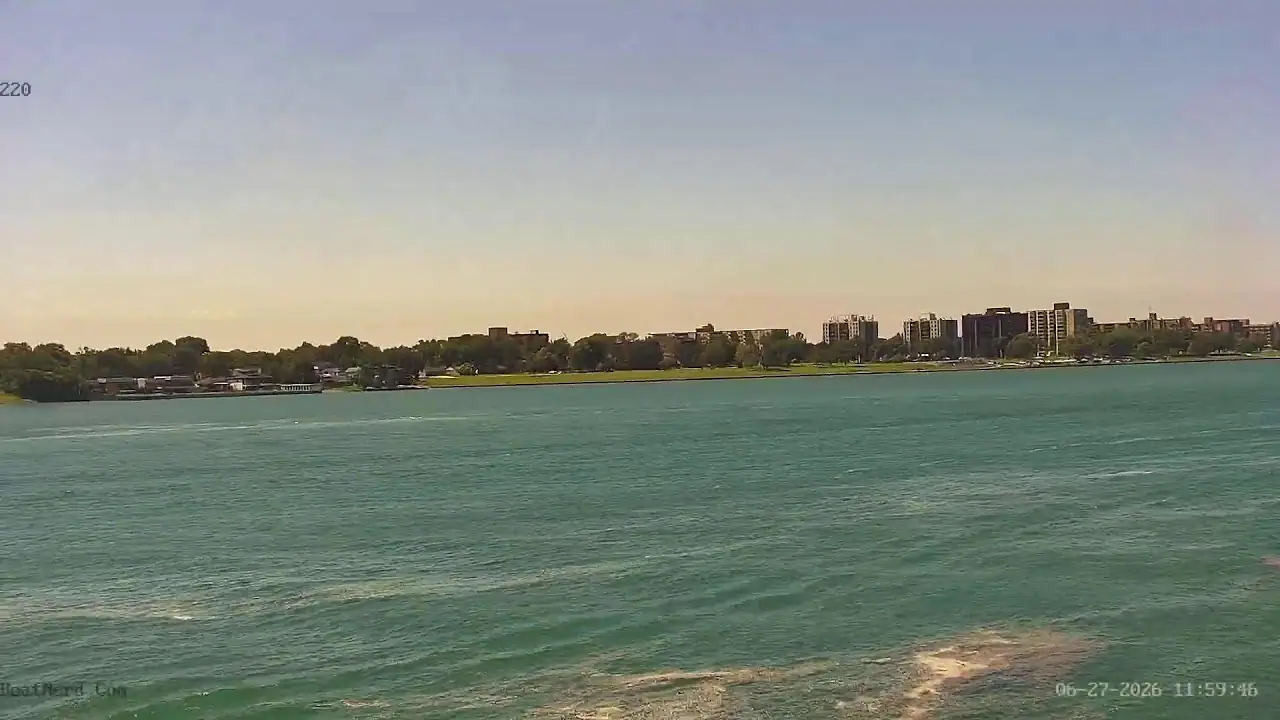 Detroit River Cam, Michigan live camera view on VolveVision