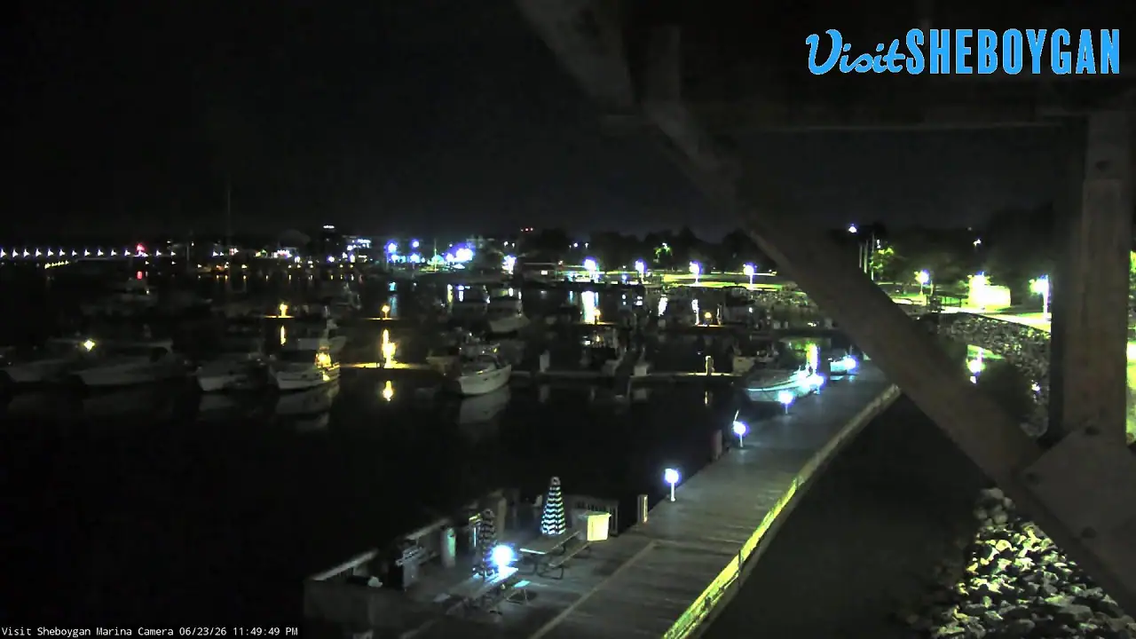 Vista en vivo de Cámara Marina de Sheboygan, WI, EE. UU en VolveVision