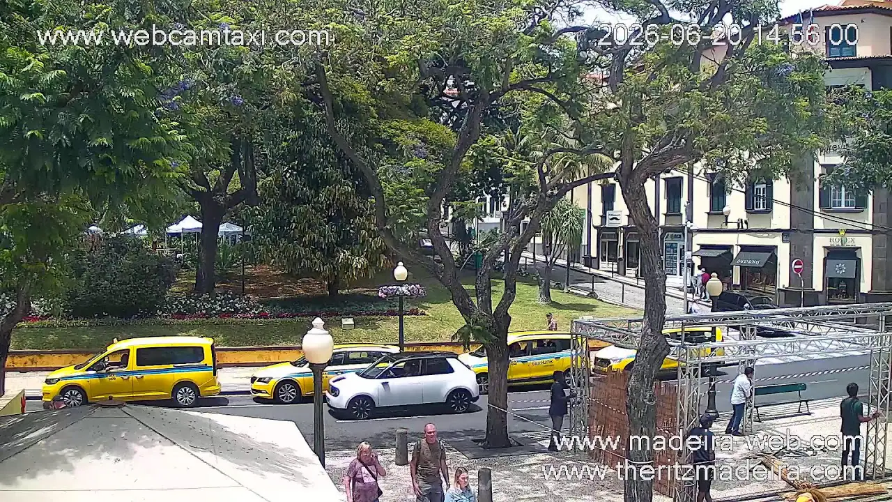 Vista en directo de The Ritz Madeira Cam Vista en vivo de The Ritz Madeira Cam, Funchal en VolveVision