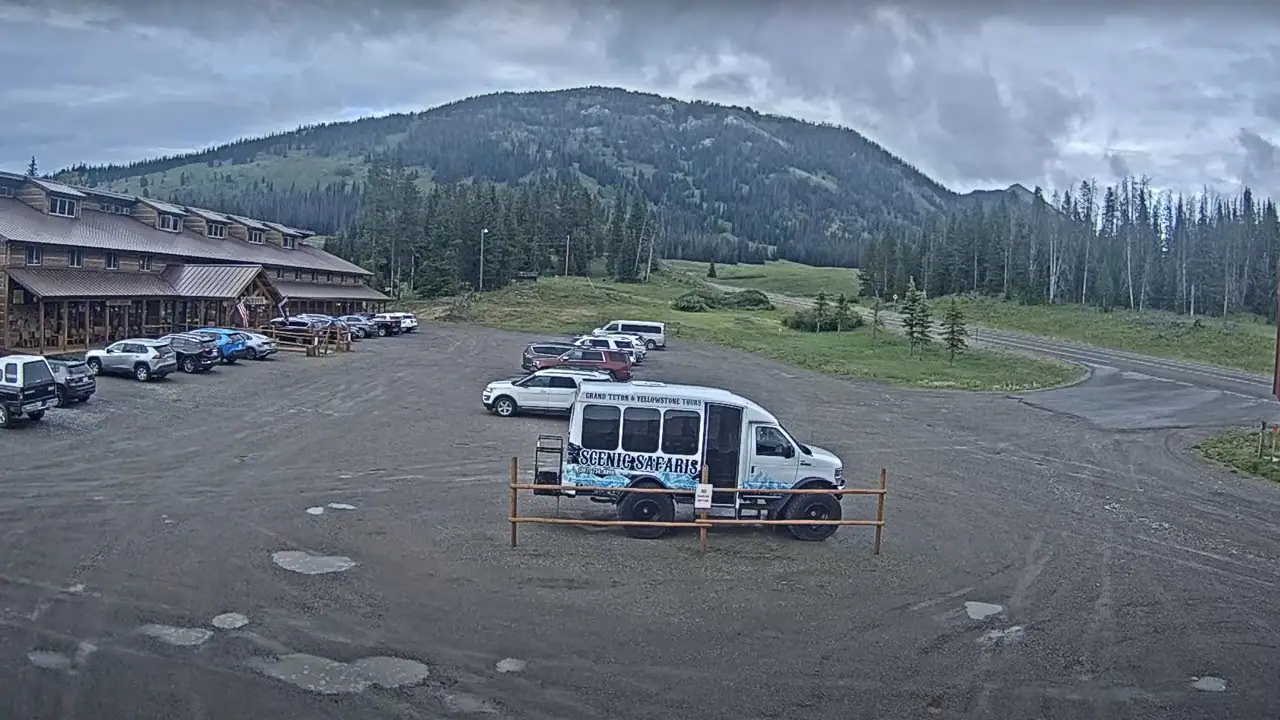 Togwotee Mountain Lodge, WY, usa live camera view on VolveVision